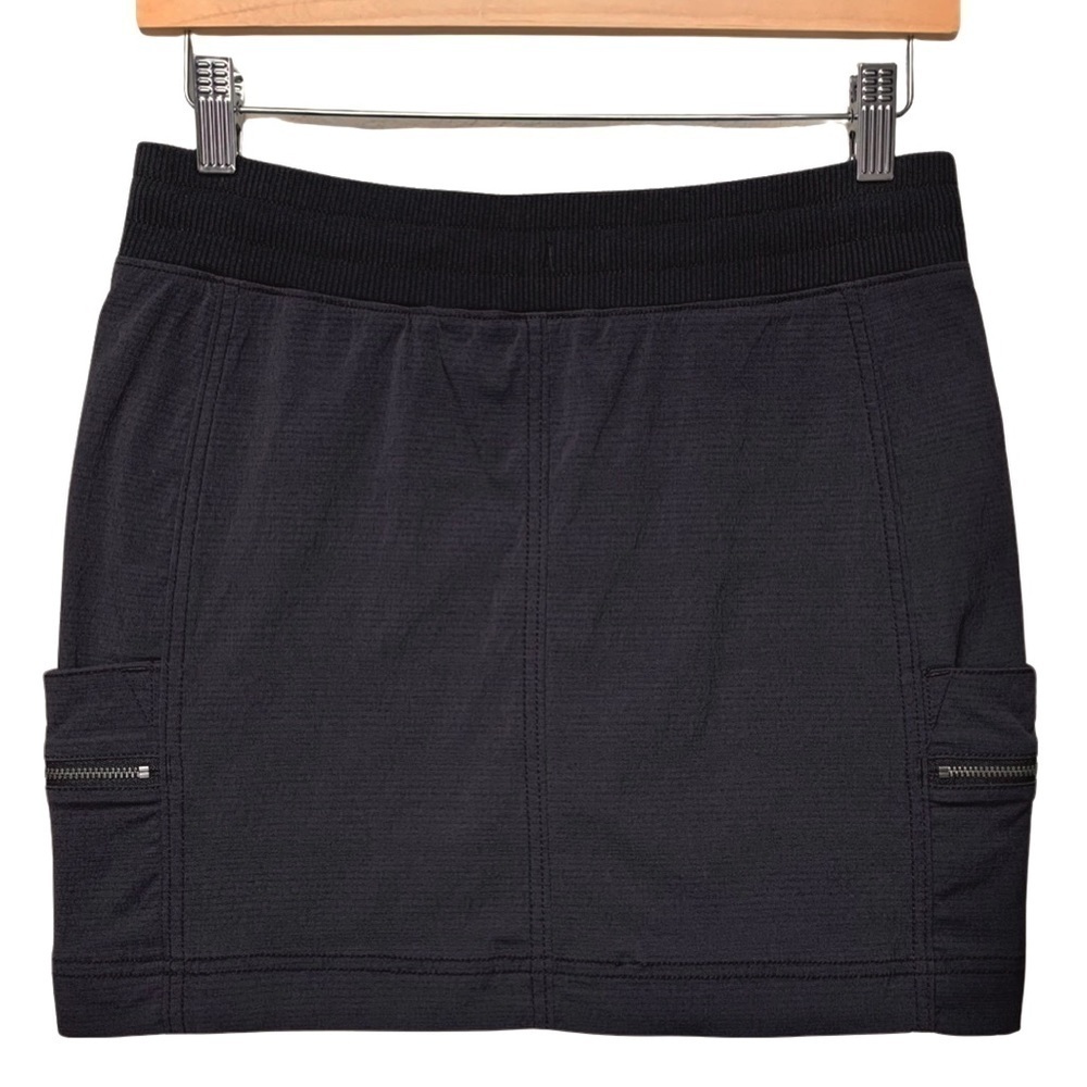 Athleta Black Trekkie Skort size 2 - Picture 15 of 16